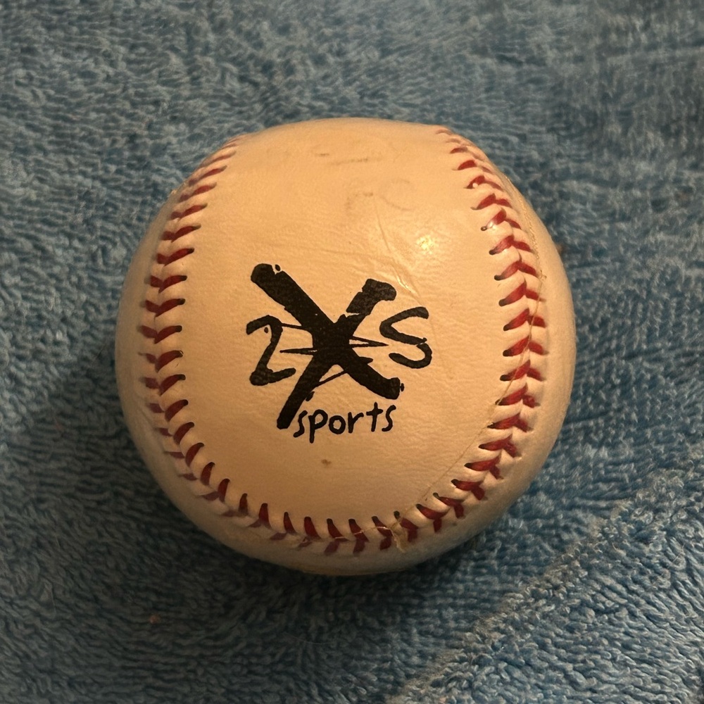 Vintage 2Xs Sports Baseball